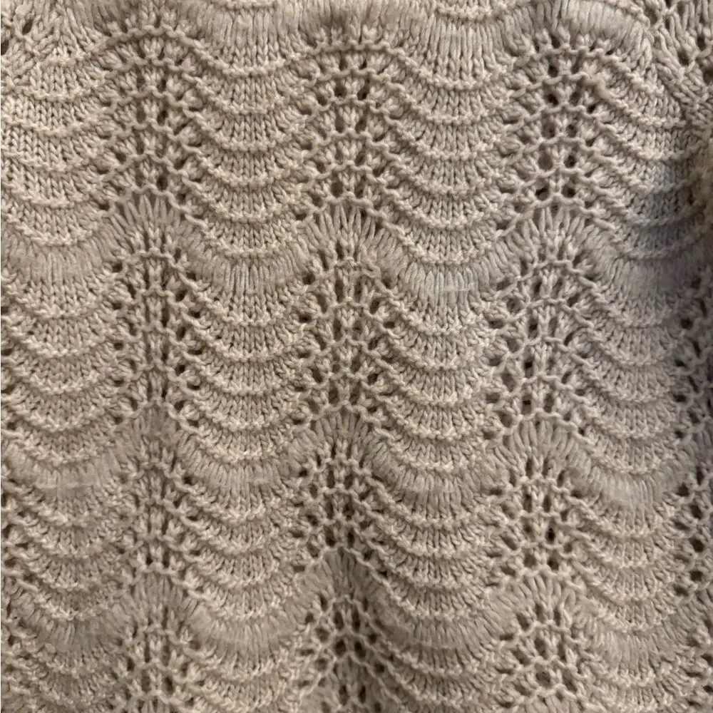 American Eagle Size XSmall Scalloped Wool Blend Knit Sweater - Picture 5 of 11